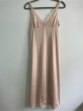 Vintage Kayser Lace-Trim Long Slip Chemise Babydoll Dress